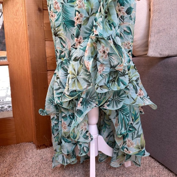 AMTIOUS Floral Print VNeck Short Sleeve Tie Waist Ruffled Maxi Dress Small - Picture 5 of 11